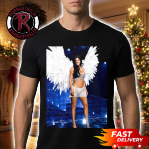 Kylie Jenner Angel Catwalk At Victoria Secret Fashion Show 2026 On October 18 2026 Los Angeles Diamond Bra Unisex T Shirt
